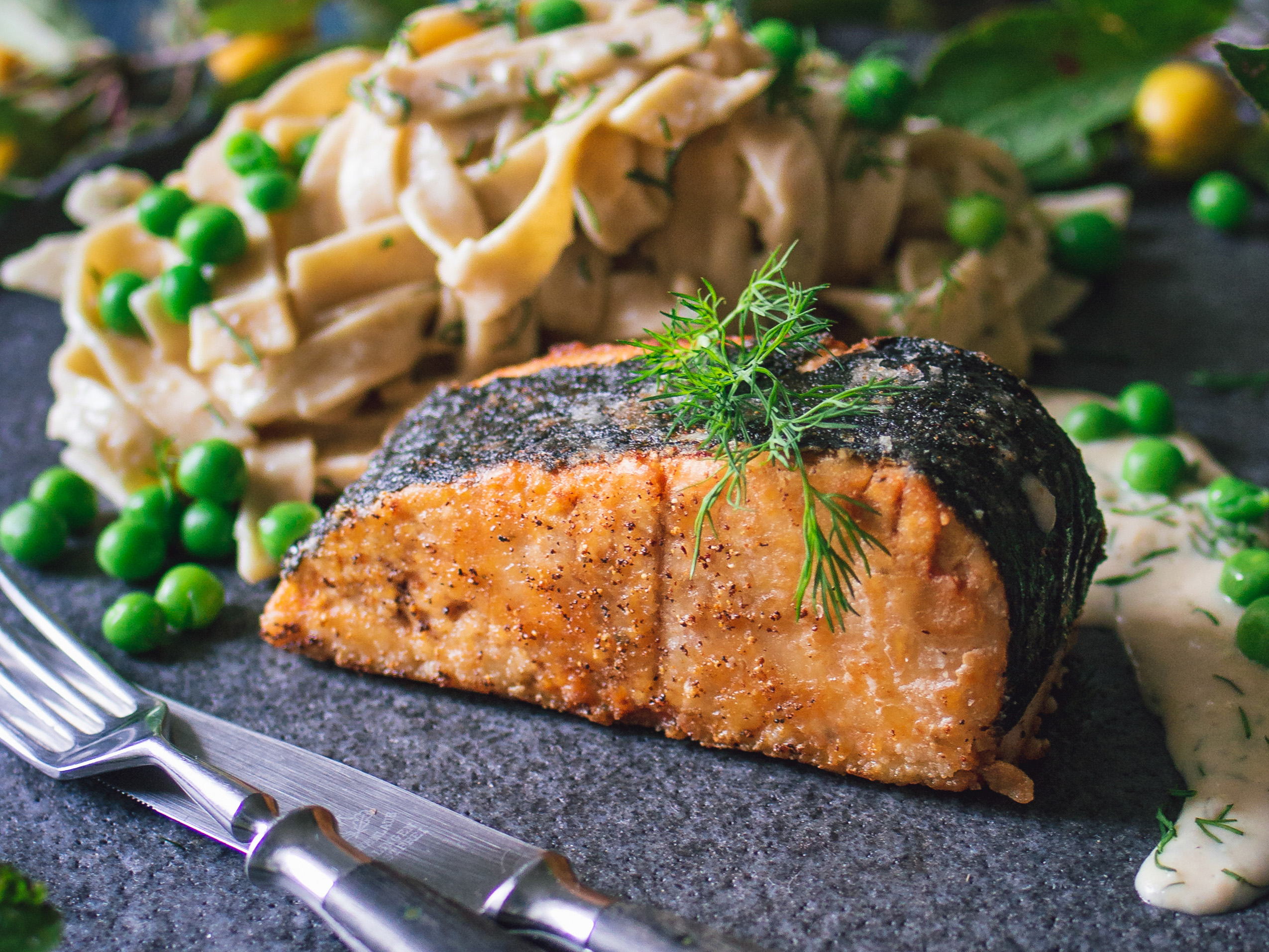 Veganes Lachsfilet auf Tofubasis