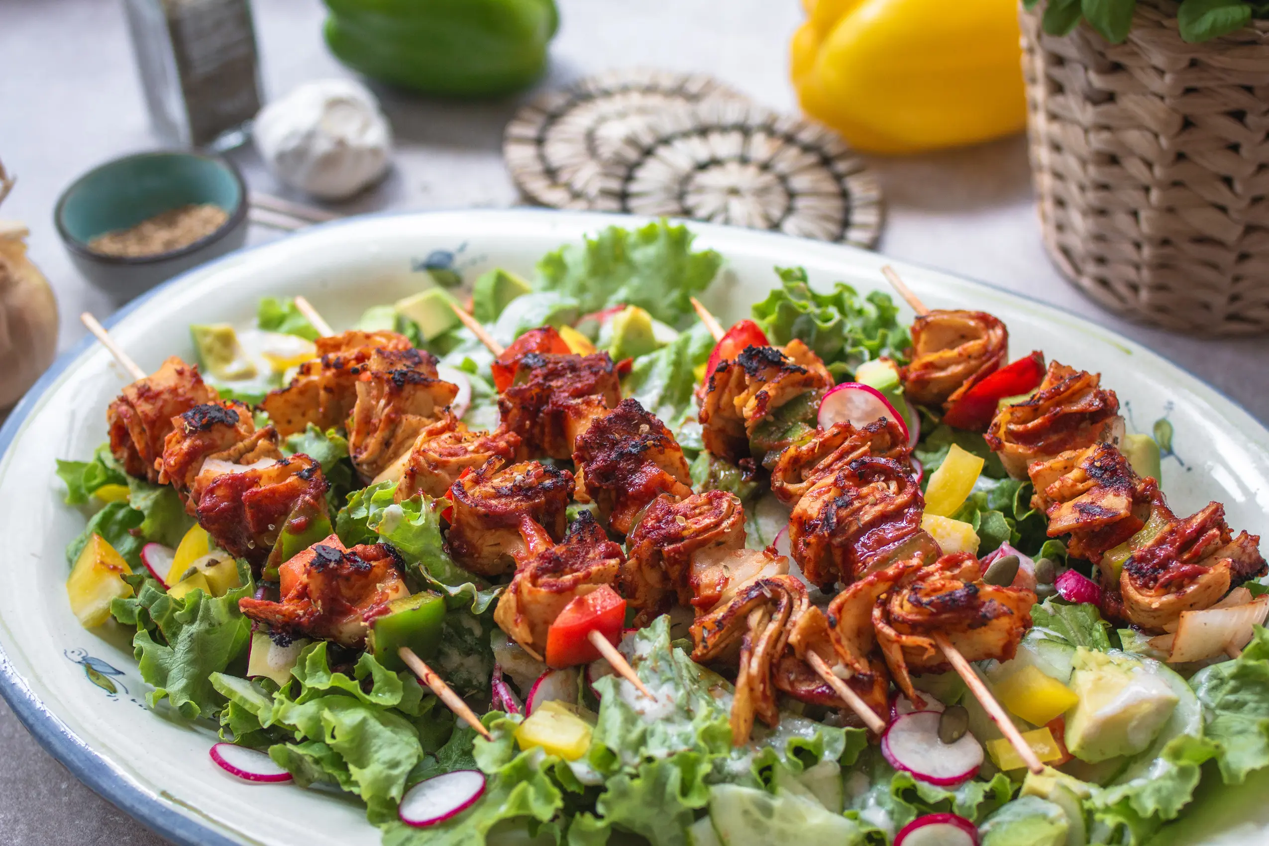 Die besten veganen Grillspieße mit Tempeh