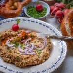 Rein pflanzlicher Obazda - veganes Rezept für Biergartenkäse