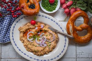 Rein pflanzlicher Obazda - veganes Rezept für Biergartenkäse